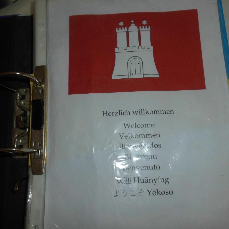 Familienzimmer Hh-Schnelsen Хамбург Екстериор снимка